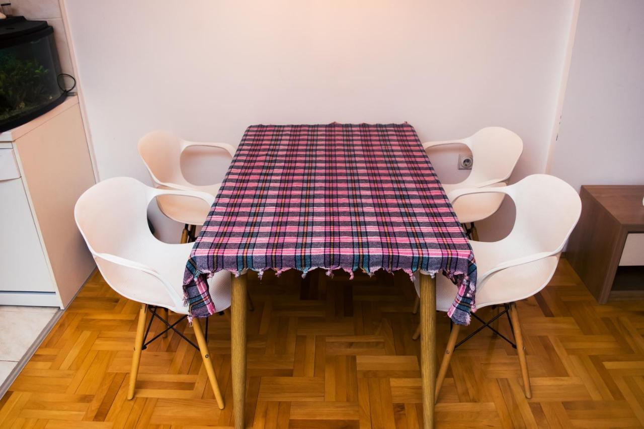 Apartment Aleksija Ниш Екстер'єр фото