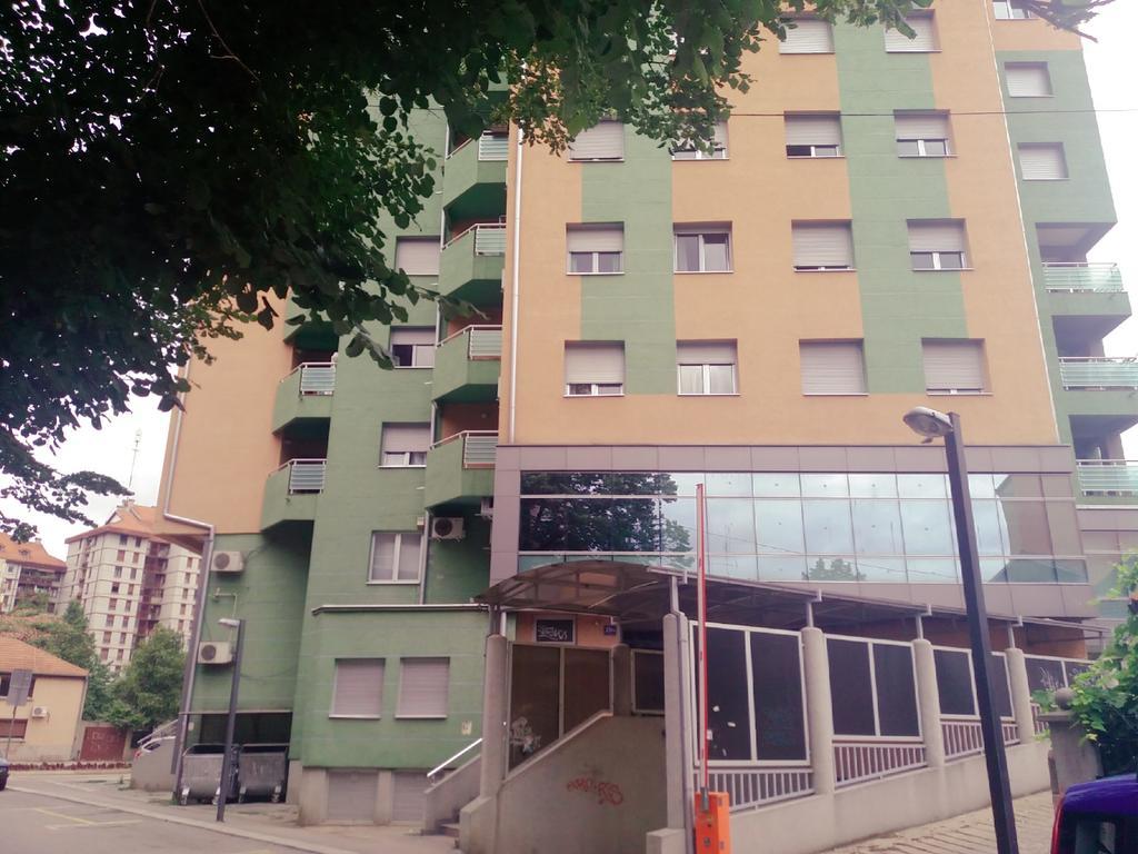 Apartment Aleksija Ниш Екстер'єр фото