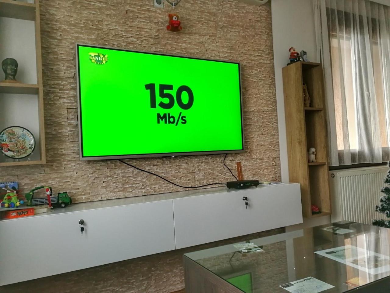 Apartment Aleksija Ниш Екстер'єр фото